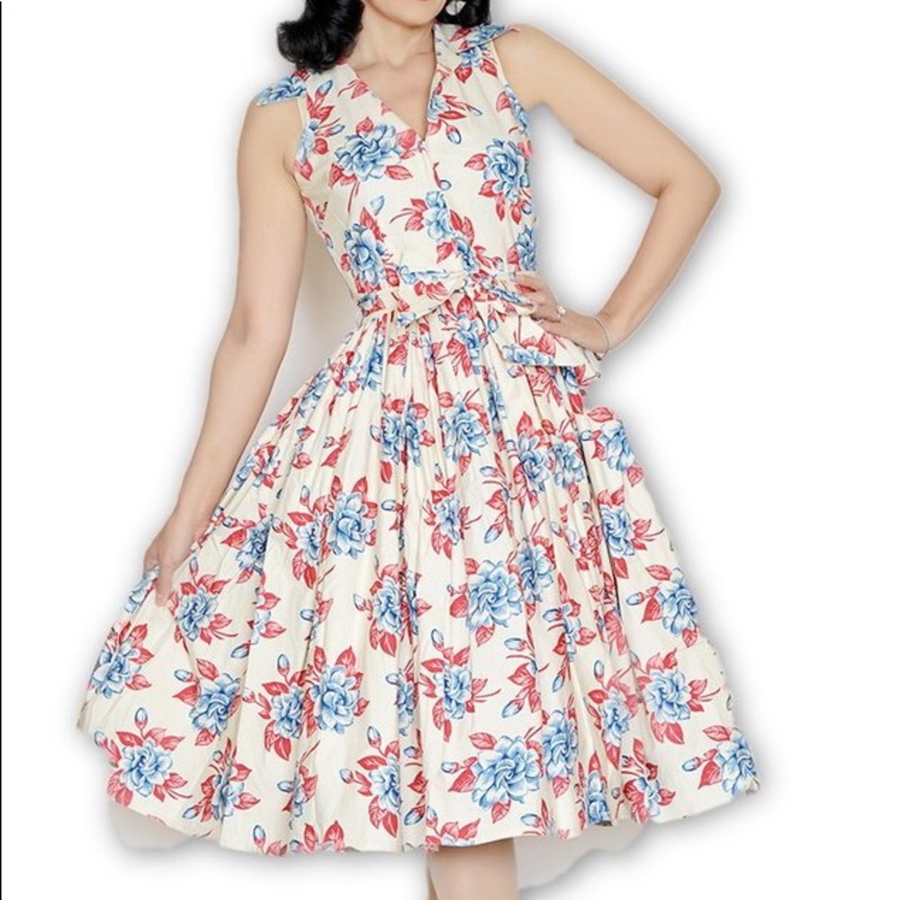 Mari in Blue Gardenia - XL